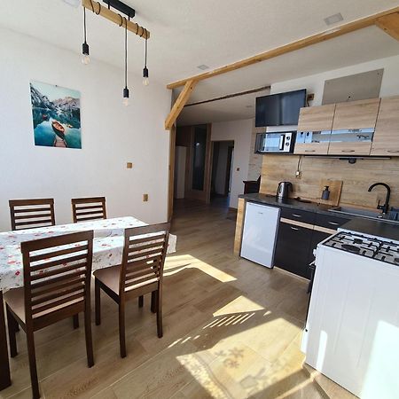 Apartman Sara ลิปโนนัดเวิลตาวู ภายนอก รูปภาพ